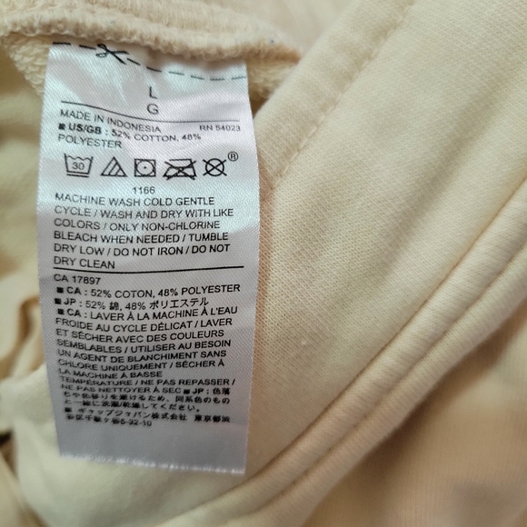 Banana Republic Knit Terry Drawcord Pull-On Short - 4 inch inseam L - Picture 4 of 6